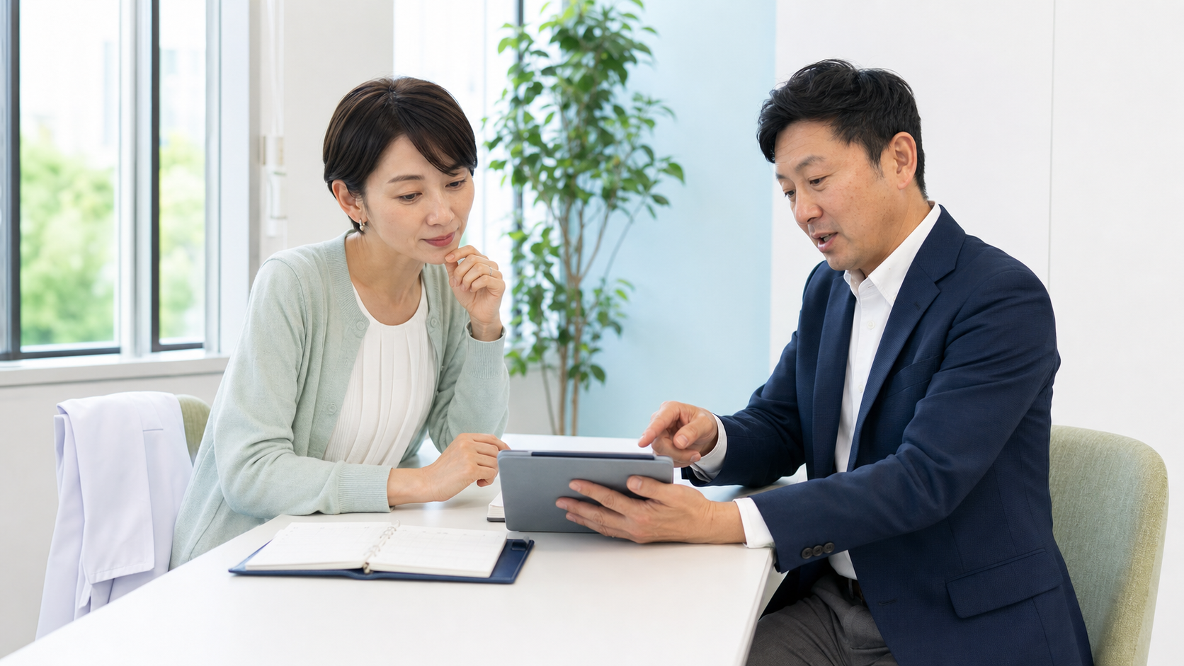 ファルマスタッフへの希望連絡時間を相談する薬剤師